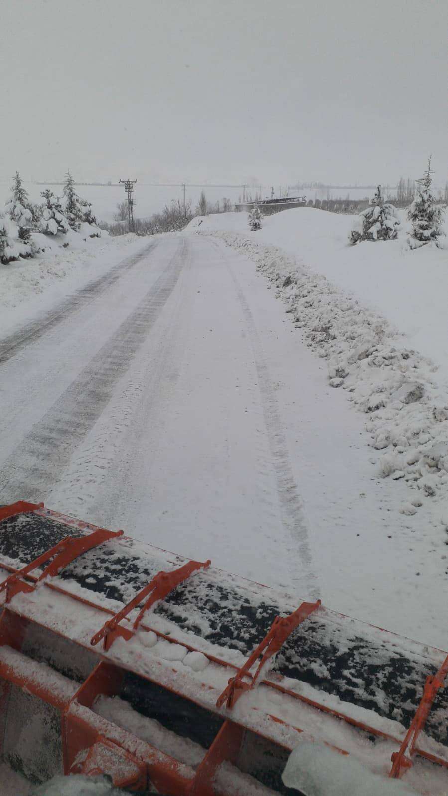 Konya’da kar kalınlığının 1 metreye yaklaştığı ilçe şölen sunuyor 1